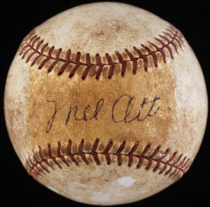 Single singed Mel Ott ball